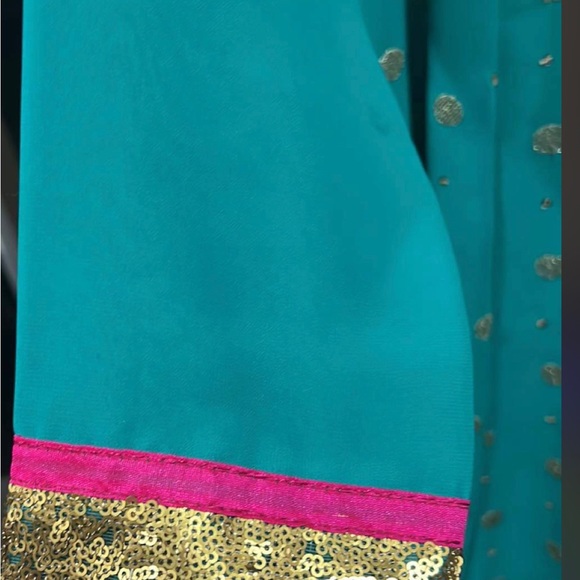 Desiner long gown - Picture 2 of 4